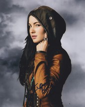 Ivana Baquero Signed Autographed &quot;The Shannara Chronicles&quot; Glossy 8x10 Photo - £39.95 GBP