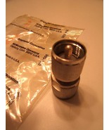 Amphenol UG318 / U RF Coaxial Male Adapter - $212.54 MXN