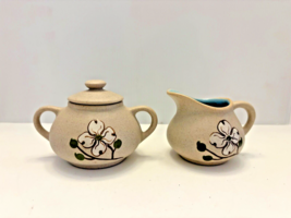 Pigeon Forge Pottery Creamer Sugar Bowl Small Set Dogwood Blue Interior USA Sign - $23.24