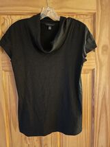 Tommy Hilfiger Metallic Style  Top Size Large - $91.61 MXN