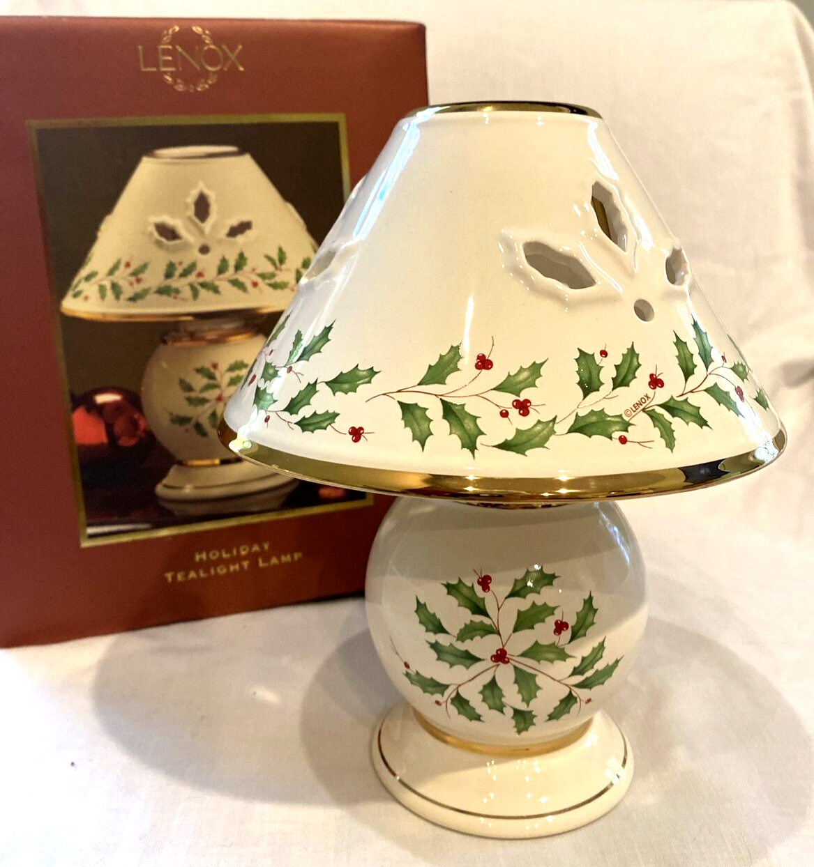 Primary image for Lenox Holiday Tealight Lamp NIB
