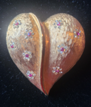 Signed Vintage BSK Textured Yellow Gold Tone Heart Clear Red Crystals Brooch Pin - £39.95 GBP