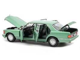 1991 Mercedes-Benz 560 SEL Light Green Metallic 1/18 Diecast Model Car by Norev - £122.42 GBP