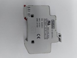  Siba 51 063 04. L Fuse Holder with Light Alarm 600VAC 30Amp 4W  - $5.99