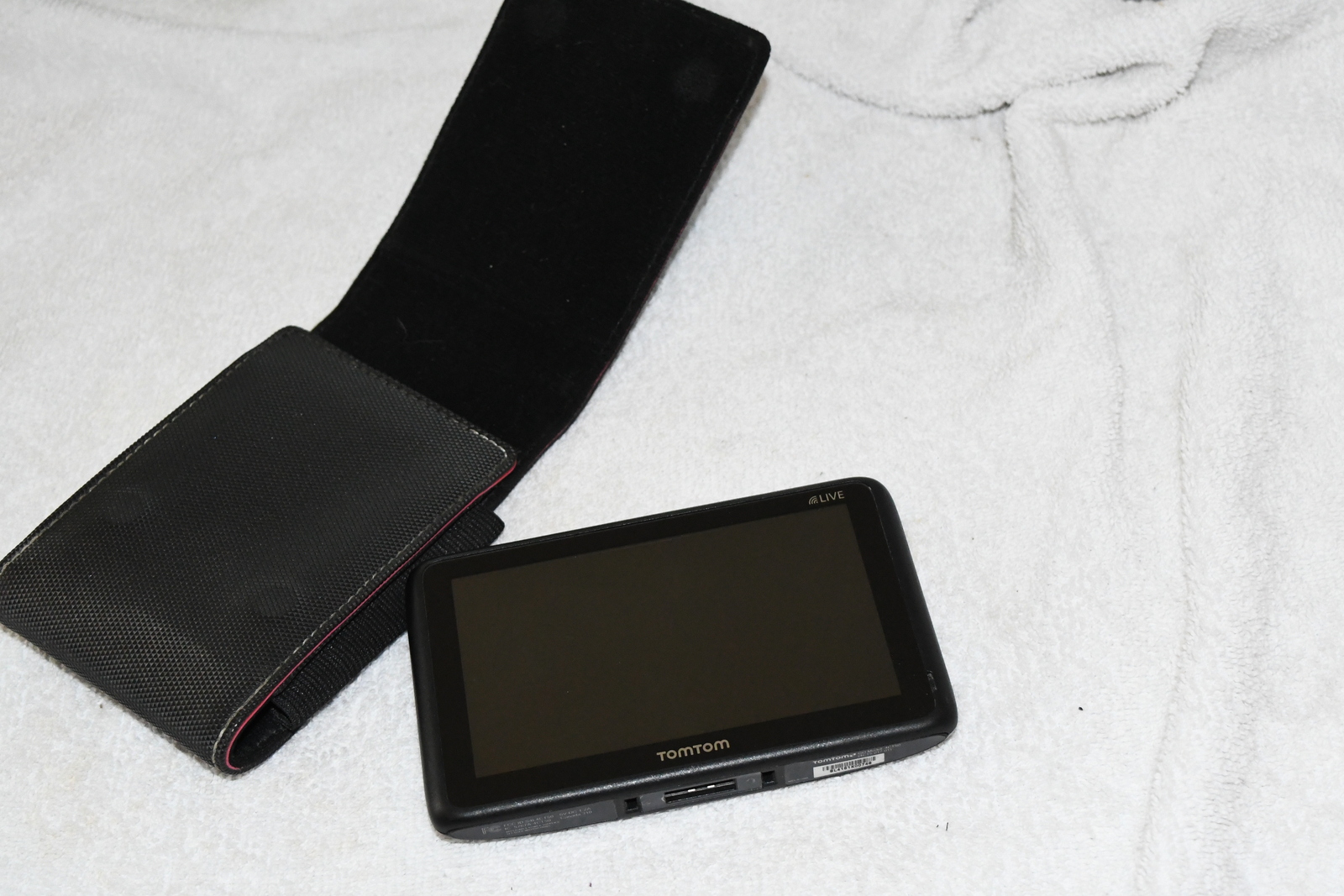 tom tom go model 4ct50 head unit with case only w3 #10 - $55.00
