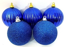 Blue Christmas Shatterproof Ornament 2.5&quot; Decoration Lot of 5 Balls - $9.94