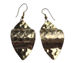 Gold Tone Hammered Marquise Leaf Shape Wavy Dangle Earrings Wire Hooks Jewelry - £7.93 GBP
