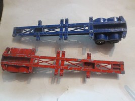 2 Vintage 1973 Matchbox Super Kings K-17 Trailers Red &amp; Blue - $18.49