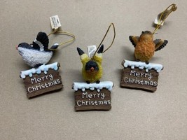 Ganz Merry Christmas Bird on a Snowy Sign Ornaments Lot of 3 - $12.82