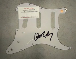 Willie Nelson Hand Signed Autograph Guitar Pick Guard - £219.82 GBP