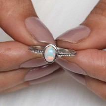 Anillo de ópalo etíope sólido 925 plata esterlina anillo de compromiso para m... - £43.07 GBP