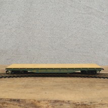 Mantua HO Scale Great Northern 42953 Horn Coupler  Flat Freight Car - $16.04