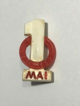 East Germany DDR pin 1 MAI 1963 plastic first may spor pin rare - £11.85 GBP