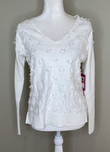 Vince Camuto NWT Women’s V Neck Fringe Pullover Sweater Size XS Pearl Ivory X6 - £23.41 GBP
