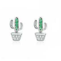 14K Bañado en Oro Blanco Verde y Circonita Cúbica Cactus Tuerca Pendientes Plata - $75.02