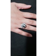 Ring, Black & White - $171.32 MXN