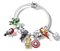 S935 Marvel themed silver bracelet with charms including Thor&#39;s Hammer,the hulk - £12.77 GBP