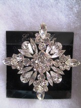 Diamond Shaped Rhinestone Brooch Bridal Holiday Vintage - £39.11 GBP
