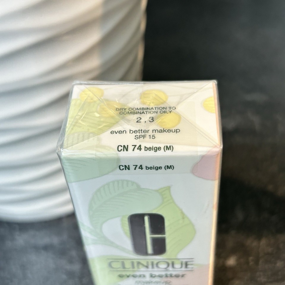 SEALED Clinique Even Better Makeup SPF 15 Broad Spectrum Foundation CN 74  1 oz Item image 2