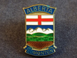 Vintage PIN BACK ALBERTA EDMONTON ALBERTA CANADA Enamel Mountain Scene .... - £7.11 GBP