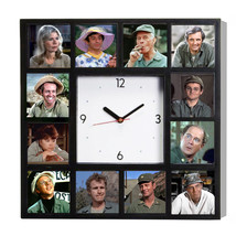 MASH TV Show Cast Clock Hawkeye BJ Radar Klinger Frank Henry Hot Lips Trapper + - £26.05 GBP