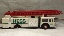 Vintage 1989 Hess Gasoline Toy Fire Truck Dual Sound Sirens Lights  Coll... - $18.81