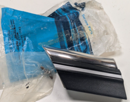 NOS FORD 1984-85 LTD Quarter Panel Moulding RH Part# E4DZ-5429076-AA - €20,27 EUR