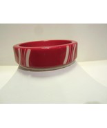 VINTAGE ESTATE RED &amp; WHITE CARVED CATALIN PLASTIC BRACELET - $95.89 CAD