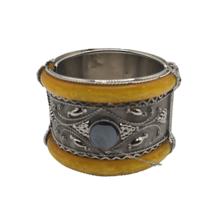 Orange Bracelet Bangle boho silver tone metal faux bracelet-VTG - $348.06 MXN