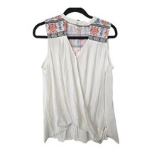 Umgee USA Women&#39;s Pleated Faux Wrap Tank Top Size Medium White Embroidered  - £19.24 GBP