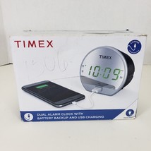 Timex Dual Digital Alarm Clock With Usb Phone Charger Mirror Finish Silver Led - £14.72 GBP