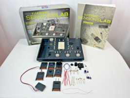 Vtg RadioShack Electronics SensorsLab Educational Kit 28-278 with Book &amp; More !! - £27.54 GBP