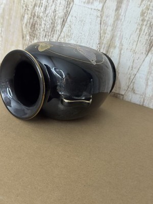 Vintage Imported Japanese Black Vase w/ gold trim Ceramic Item image 6