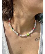 Fruity Pearl Choker - $204.85 MXN