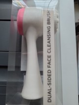 Dual-Sided Face Cleansing Brush, Created for Macy&#39;s NIB - $204.10 MXN
