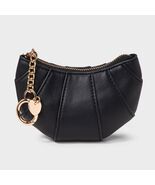 A New Day Croissant Clip On Pouch Coin Purse Black Solid Unstructured - $182.68 MXN