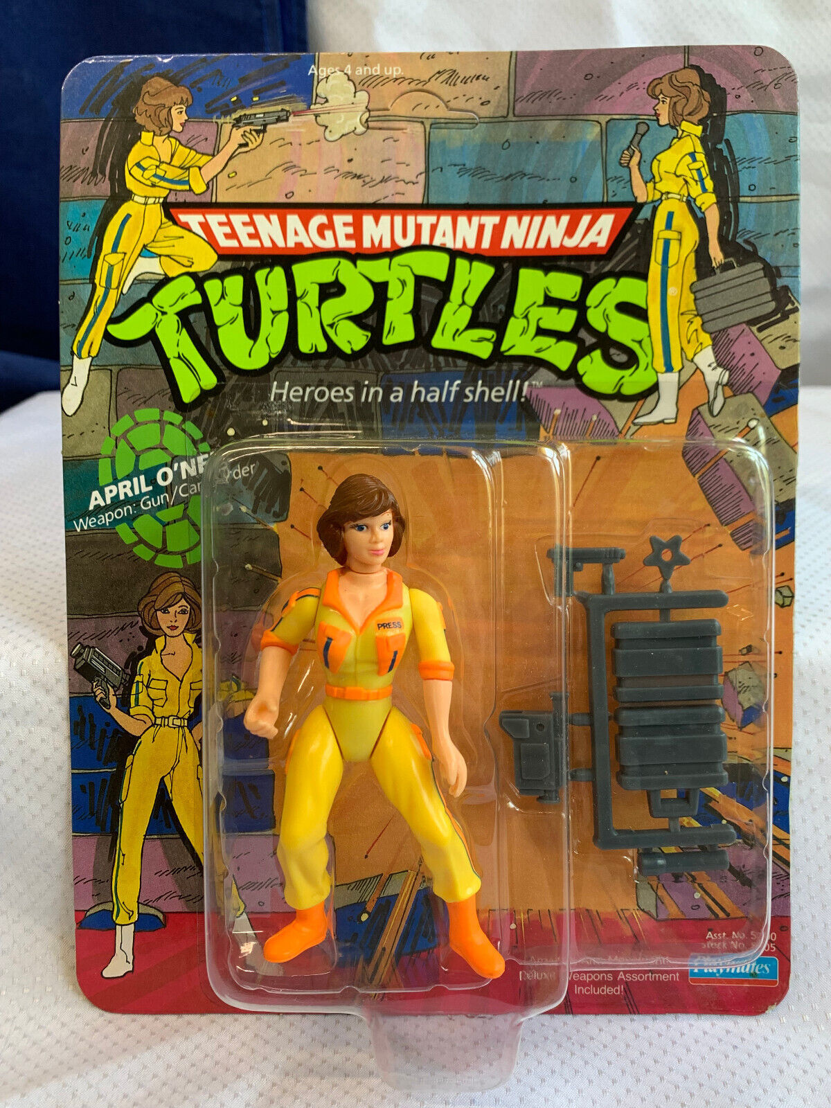 1988 Playmates Toys TMNT APRIL O'NEIL Action Figure in Blister Pack UNPUNCHED - £31.51 GBP
