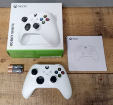 Xbox Core Wireless Gaming Controller - Robot White Model 1914 (QAS-00007) - £23.56 GBP