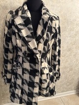 Candies Black and White Peacoat Size XL - $943.31 MXN