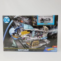 Hot Wheels Batman BATCAVE Playset with Exclusive Character Car DC Comics - £22.22 GBP