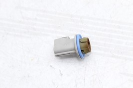 05-18 FORD E-350 BULB SOCKET E5906 image 3