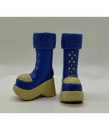 Wintertime Wonderland Yasmin MGA Bratz Doll Shoes Blue &amp; White Boots - £8.56 GBP