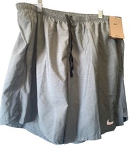 Nike Dry Fit Gray Shorts 7in Inseam Back Side Zipper Pocket Mens XL - $15.78