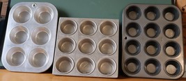 3 vintage muffins pans Ekco, Comet , and no name - £19.35 GBP