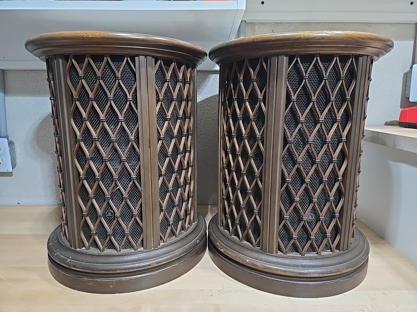 Vintage Pair Pioneer CS-07 Omni-Directional End Table Speakers 70W Pro Restored  			