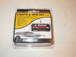 WOODLAND SCENICS JUST PLUG JP5700 LIGHT &amp; HUB SET - S31WW - $13.13