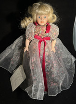 97 Goebel January Birthday Victoria Ashlea Orig Porcelain  Doll Karen Kennedy - £10.27 GBP