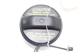99-06 CHEVROLET SILVERADO 2500 HD FUEL CAP Q0953 image 11