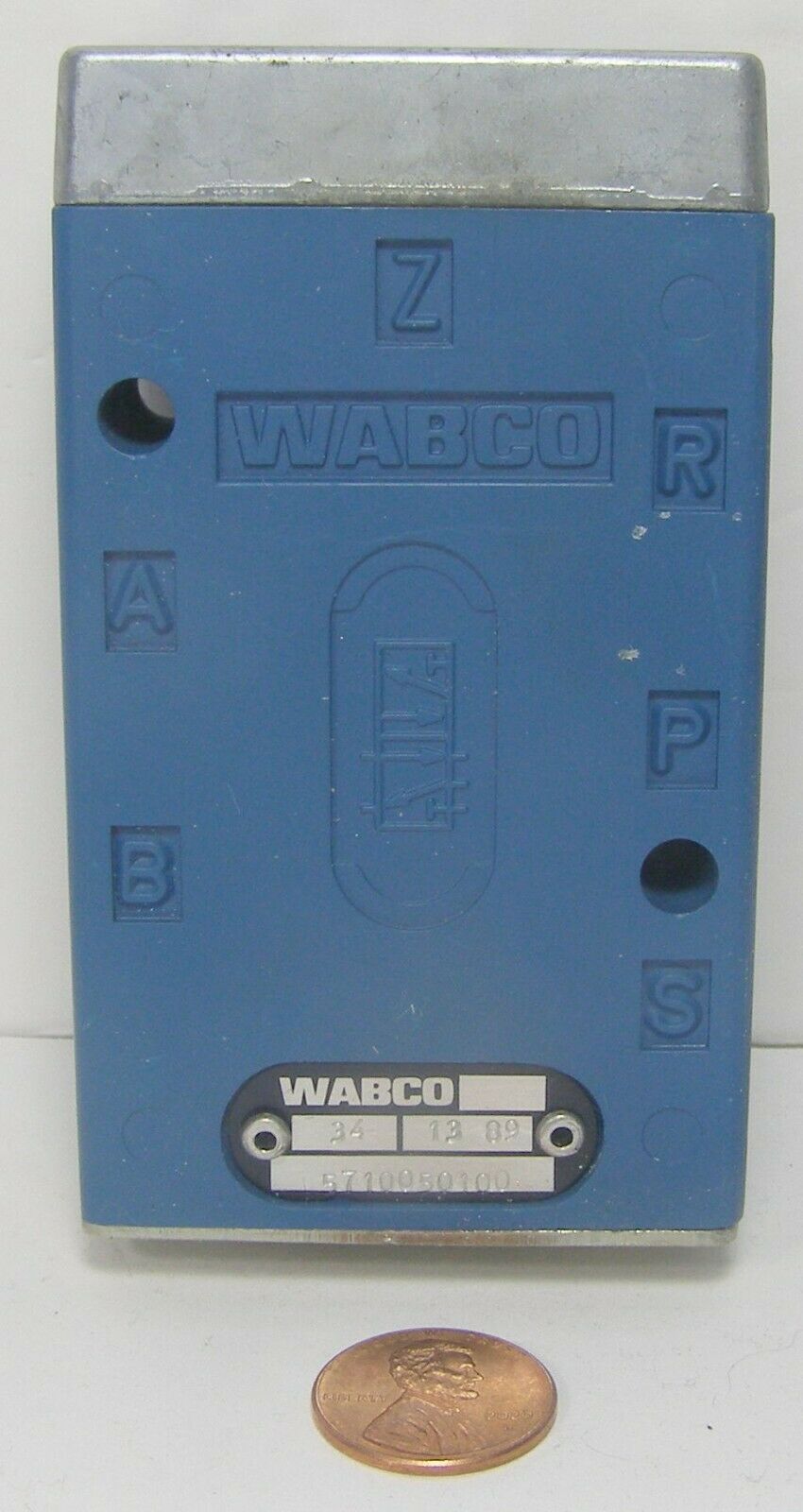 WABCO Manifold for Solenoid Valve 5710050100   ZB1 - $38.95