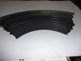 Life Like HO Scale Slot Car Track Curve 9&quot;  10 Pieces - $11.98